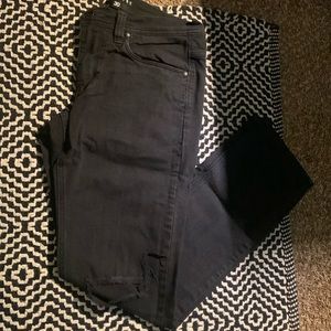 black ripped SKINNY jeans